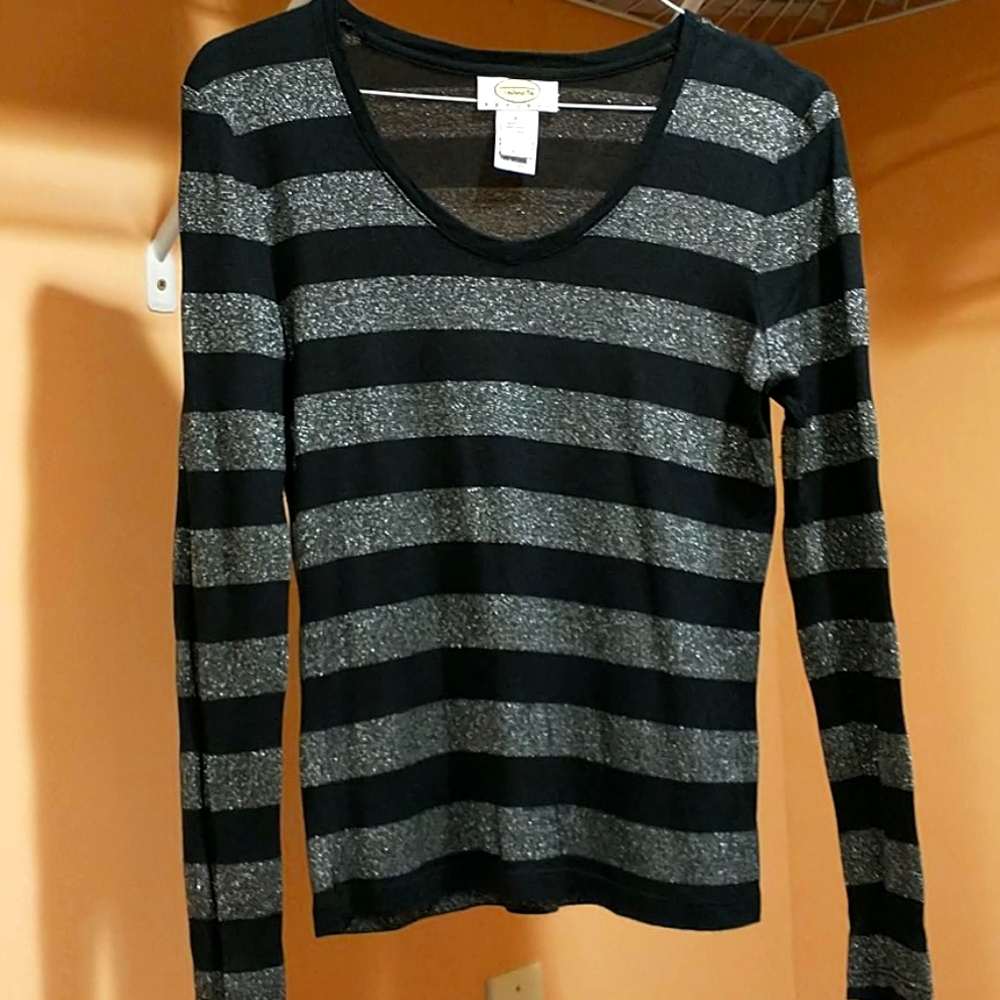Talbots Petites Black & Silver Size "Petite" Long Sleeved Top